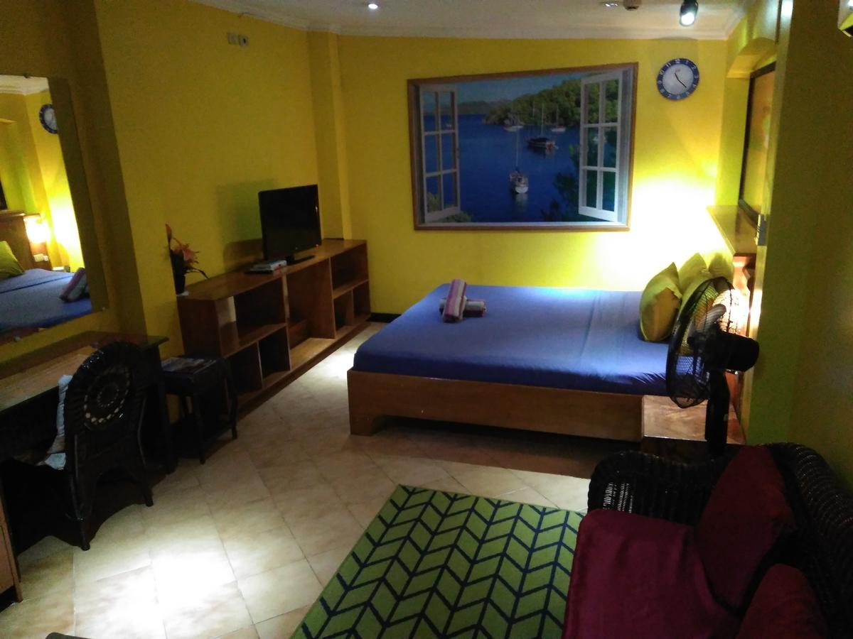 Mango'S Beachfront Resort Olongapo Szoba fotó